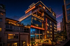 Polo Inn & Suites