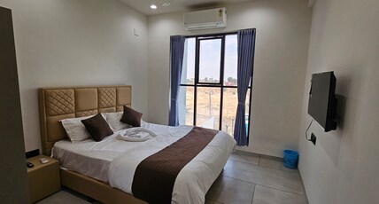 Happy Banquet Resort & Party Plot Room Type - Deluxe Room with Balcony Happy Banquet Resort & Party Plot Room Type - Deluxe Room with Balcony