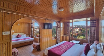 Hotel Amar Palace Room Type - Family Suite | Valley View