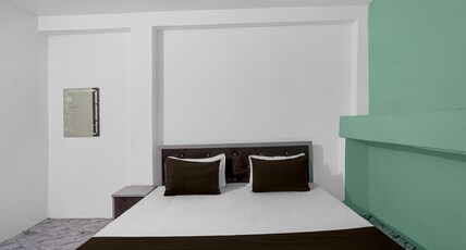 SPOT ON Hotel Royal X Room Type - Classic