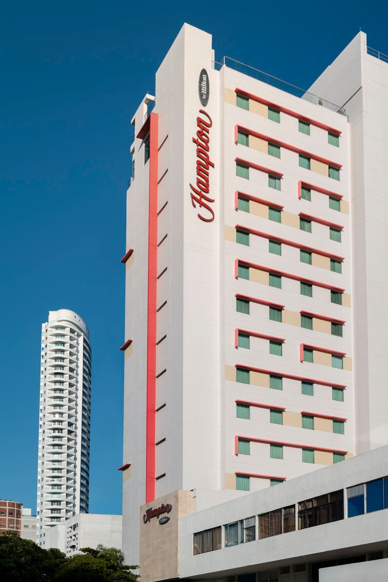 Hampton By Hilton Cartagena - Tap to explore photos