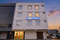 FabHotel SR Stay