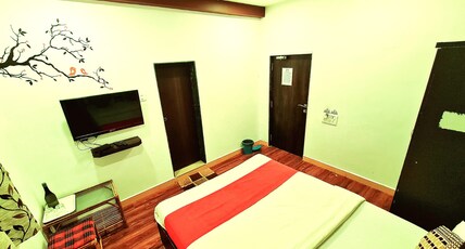 Meera Vatika Room Type - Classic Room