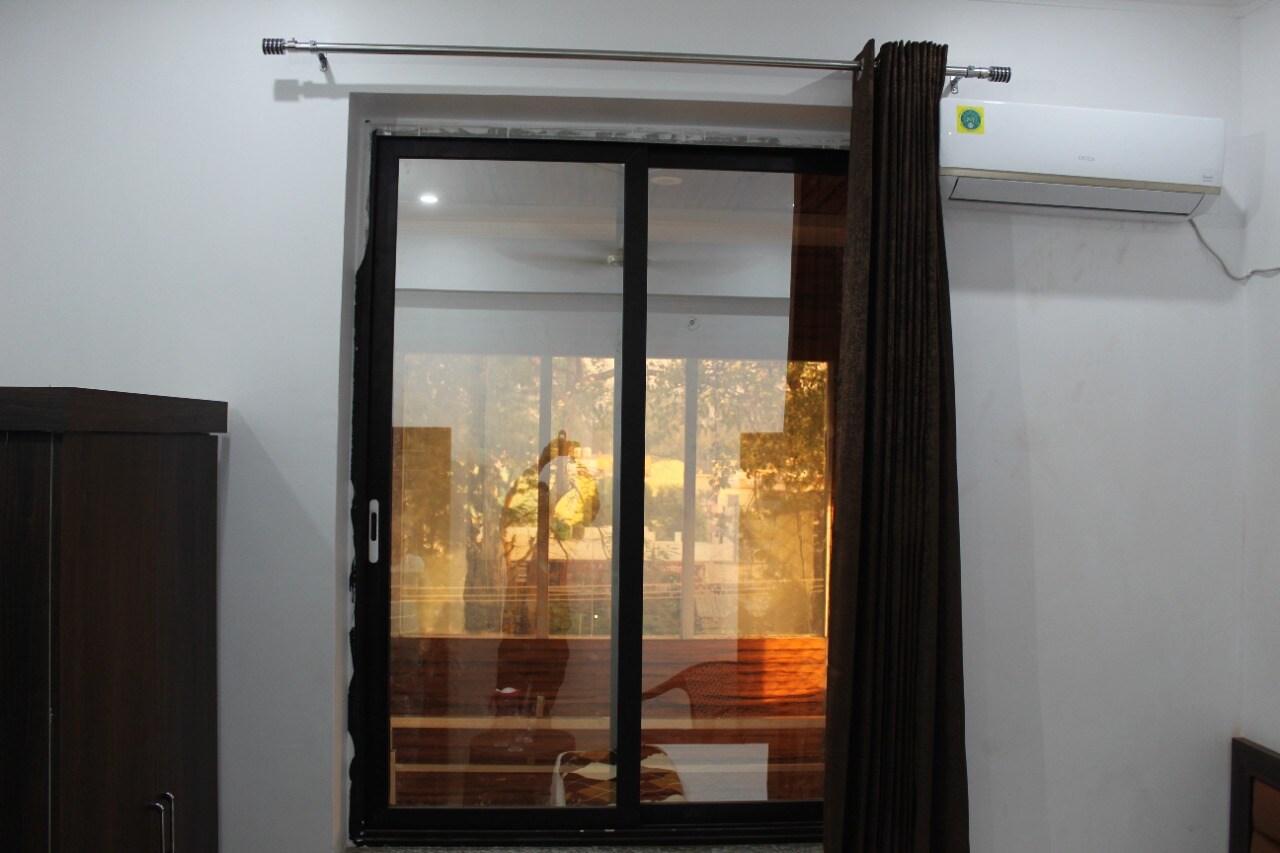 Hotel Vaishali - Tap to explore photos