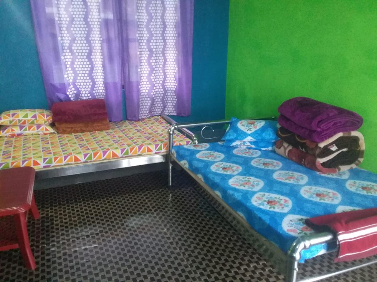 LAZUM HOMESTAY - Tap to explore photos