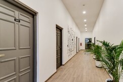 Address of Super Townhouse Gandhi Hall