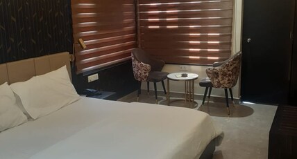 Suyash Palace Hotel Room Type - Premium Room