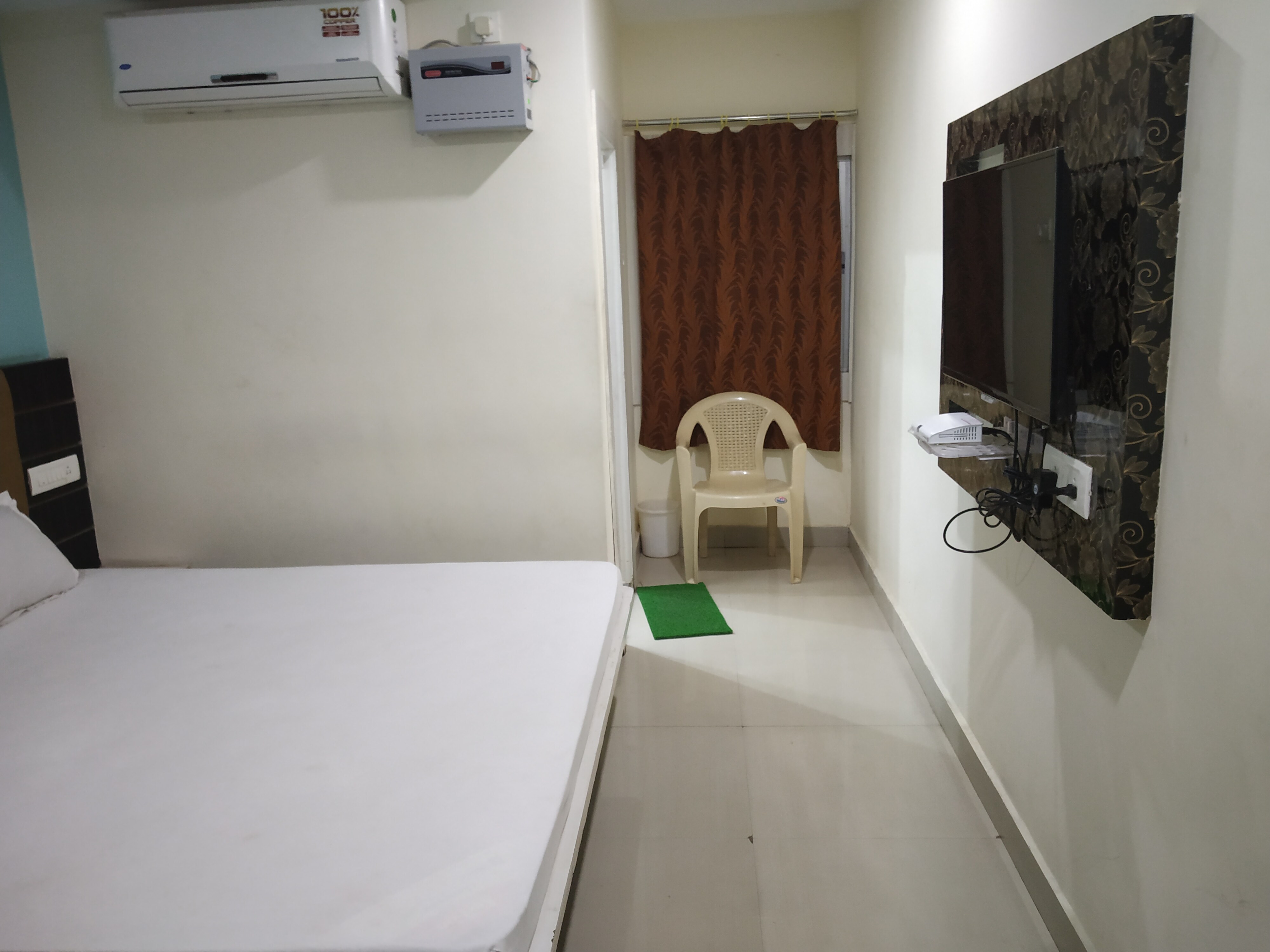 HOTEL SAI SIDDHI - Tap to explore photos