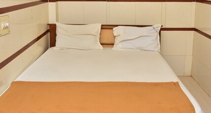 Sriniwasum Residency AC Room Type - Standard Non AC Room