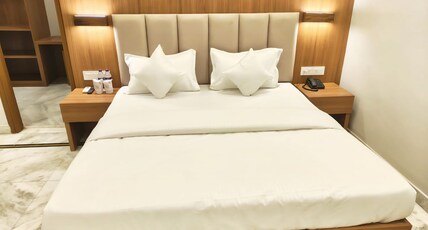 hotel gardenia inn Room Type - LUXURY