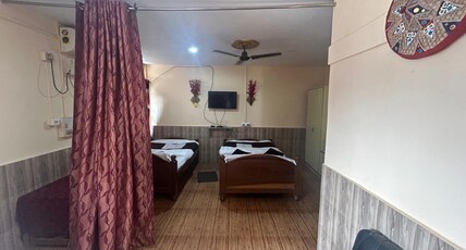 Hotel gayatri Room Type - Suite Room