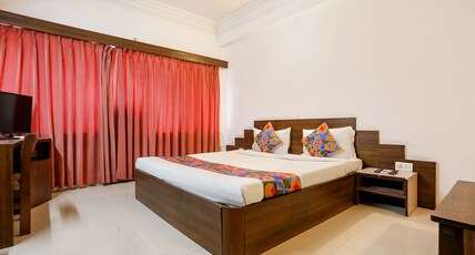 FabHotel Darshan Tower - CA Road Room Type - Deluxe Room