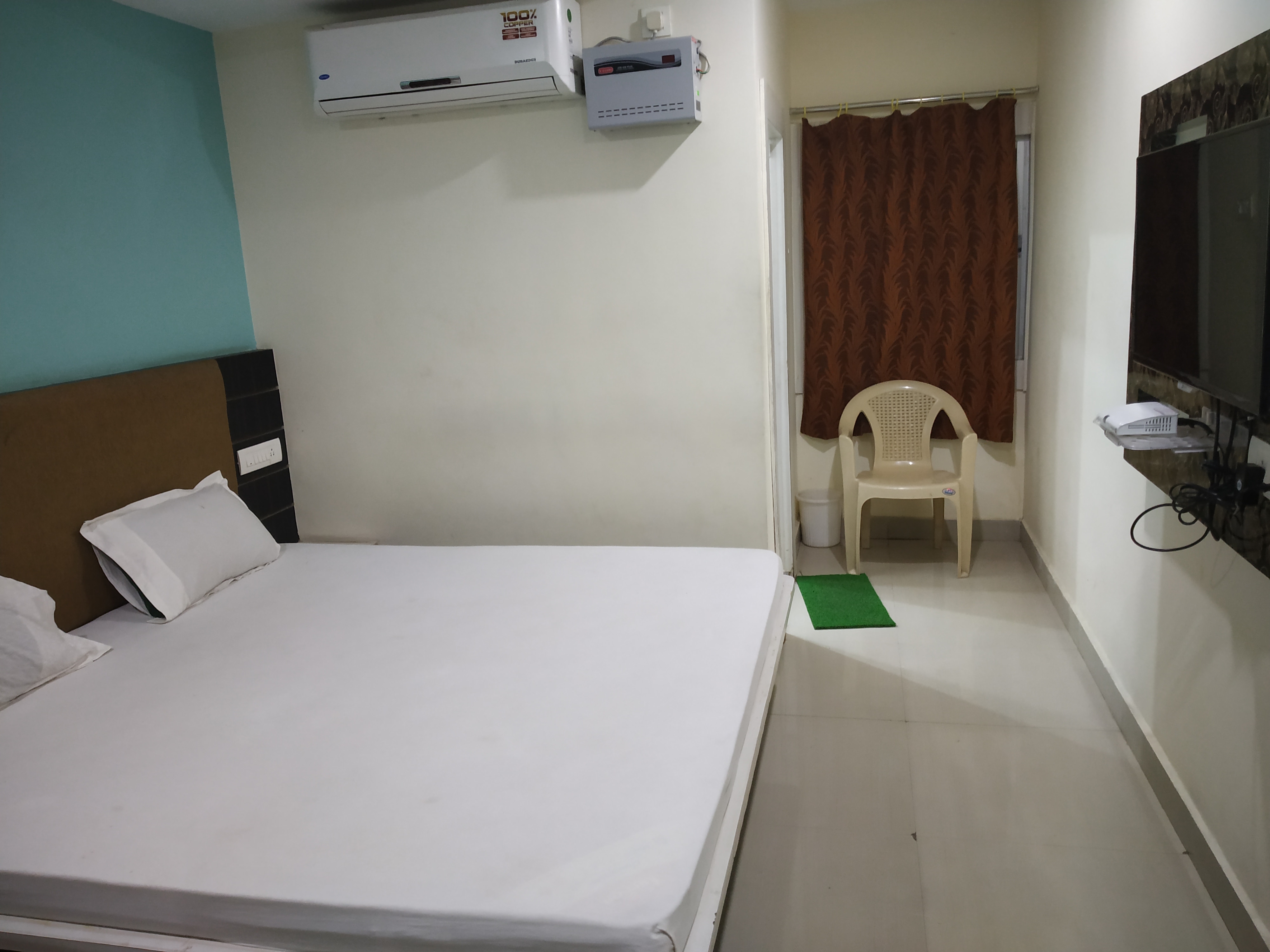 HOTEL SAI SIDDHI - Tap to explore photos