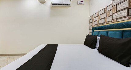 Hotel O M R Galaxy Room Type - Classic