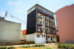 Hotel Thakur Harshit Bihari Kunj