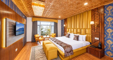 Lake Avenue by Stay Pattern - Dal Lake Room Type - Premier Plus Lake View