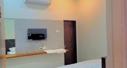 Hotel Vishwjeet In Room Type - Luxury Rooms AC ROOM