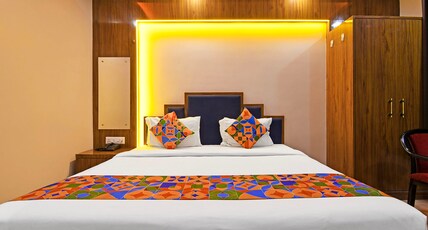 FabHotel Prime Airport Palace - Nr. Kolkata Airport Room Type - Deluxe Room