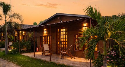 Nirvana Resort and Restaurant Room Type - Royal Cottage with private garden