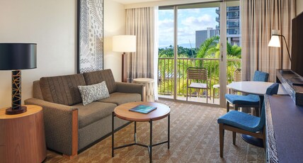 Embassy Suites by Hilton Waikiki Beach Walk Room Type - 1 KING POOL VIEW SUITE