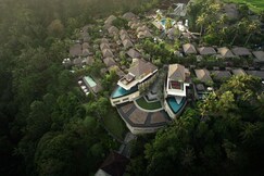 Kamandalu Ubud Resort