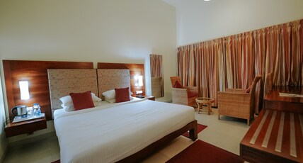 Hotel Devaragam by KP Namboodiris Room Type - DELUXE ROOM