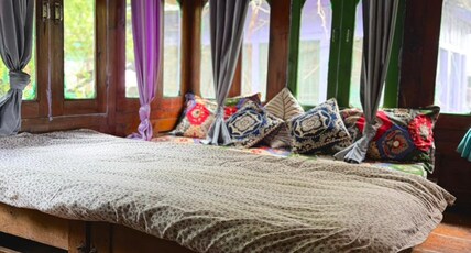 Doli Guest House by EKA Collective LLP Room Type - Deodar