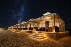 Desert Popular Resort & Camp