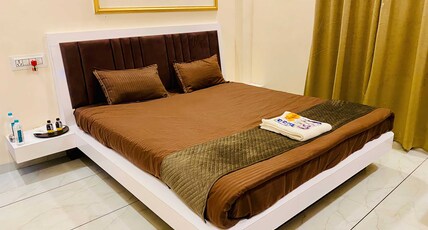 Hotel Kush Palace Room Type - Deluxe Room