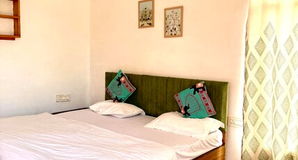 House of BMF Room Type - Bandish- The Deluxe Room of Melody