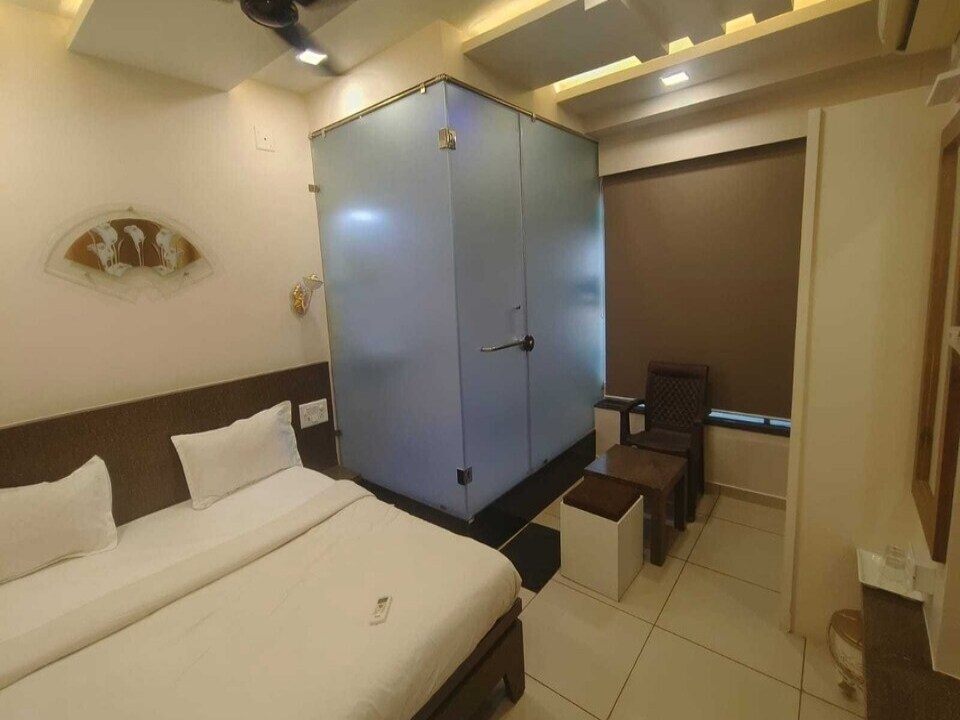 Hotel O Patang 24 - Tap to explore photos