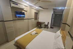 SHRI LODGING