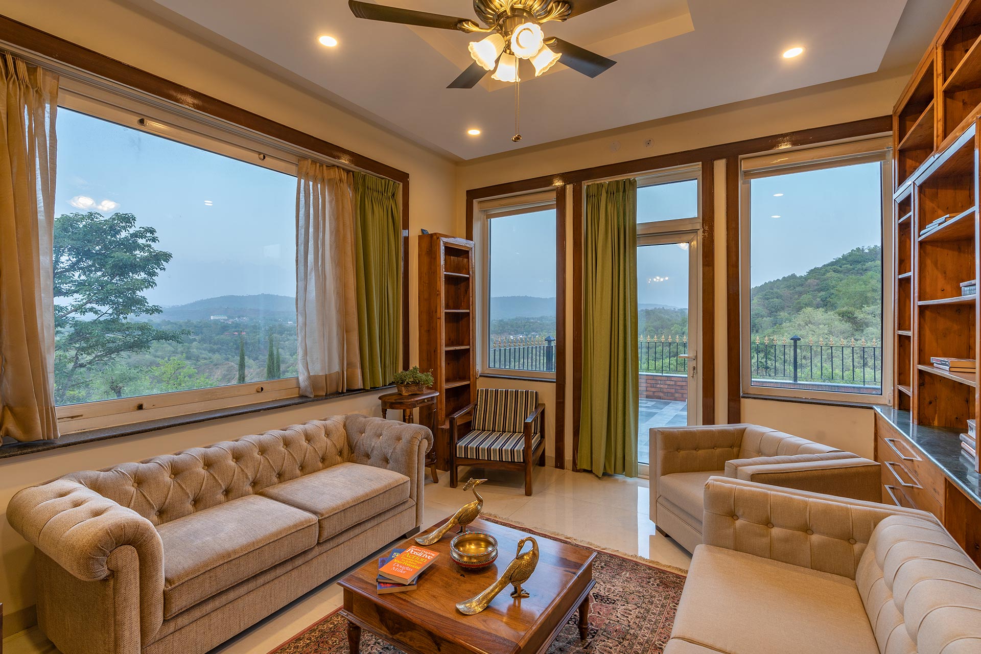 StayVista at Dhauladhar House - Tap to explore photos
