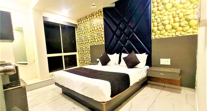 Hotel Bhavya Raj Room Type - Classic Rooms
