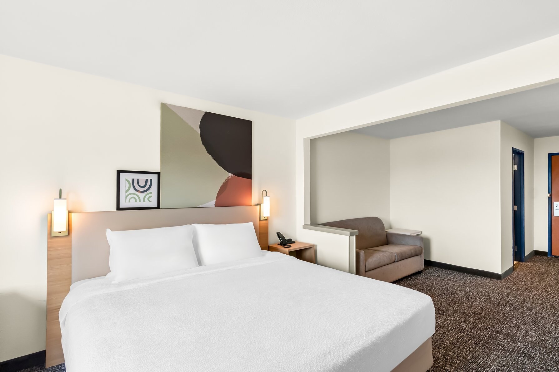 Spark by Hilton Springfield Southwest - Tap to explore photos