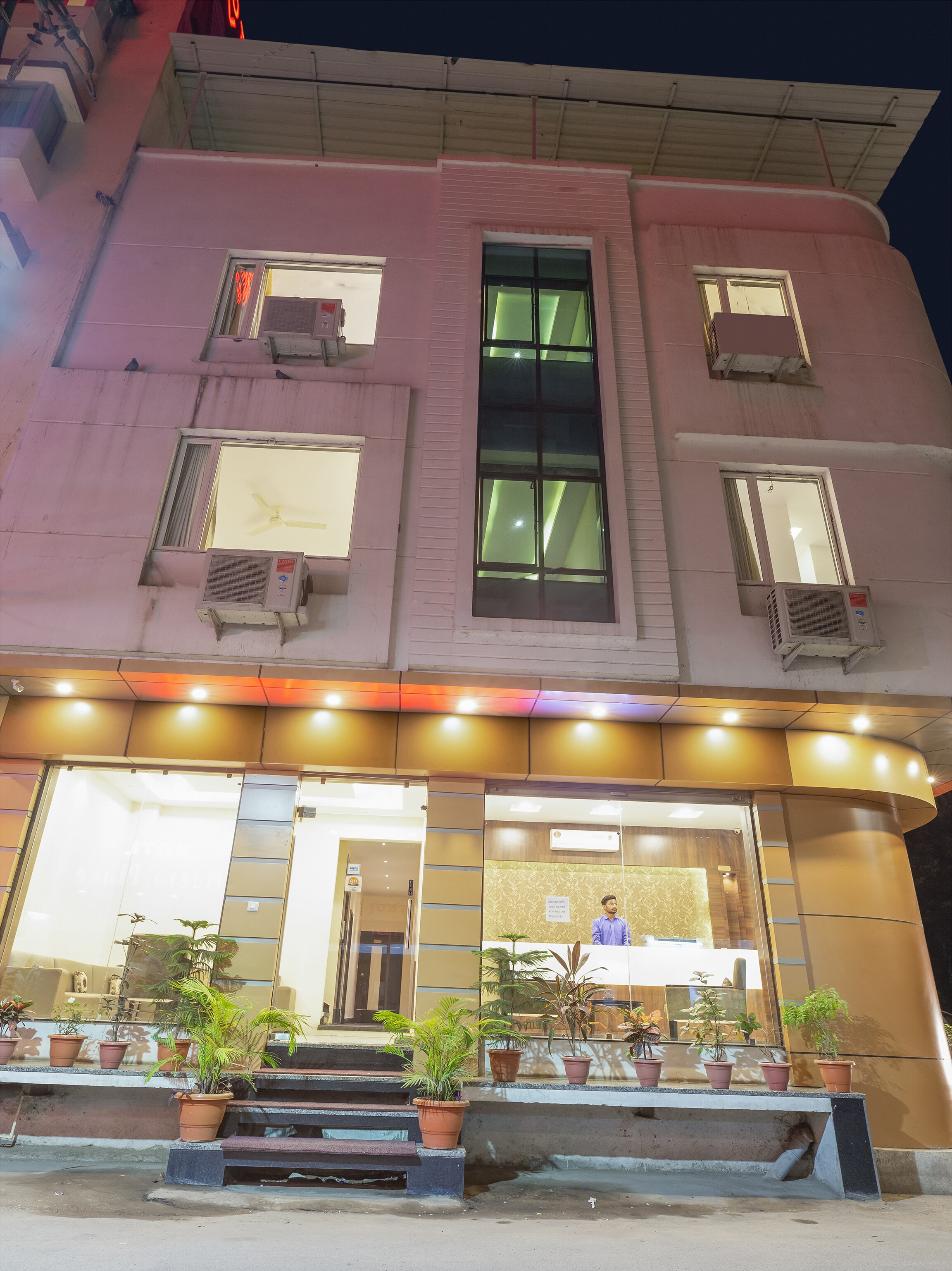 Hotel Anchal Villa By YB Hotels - Tap to explore photos