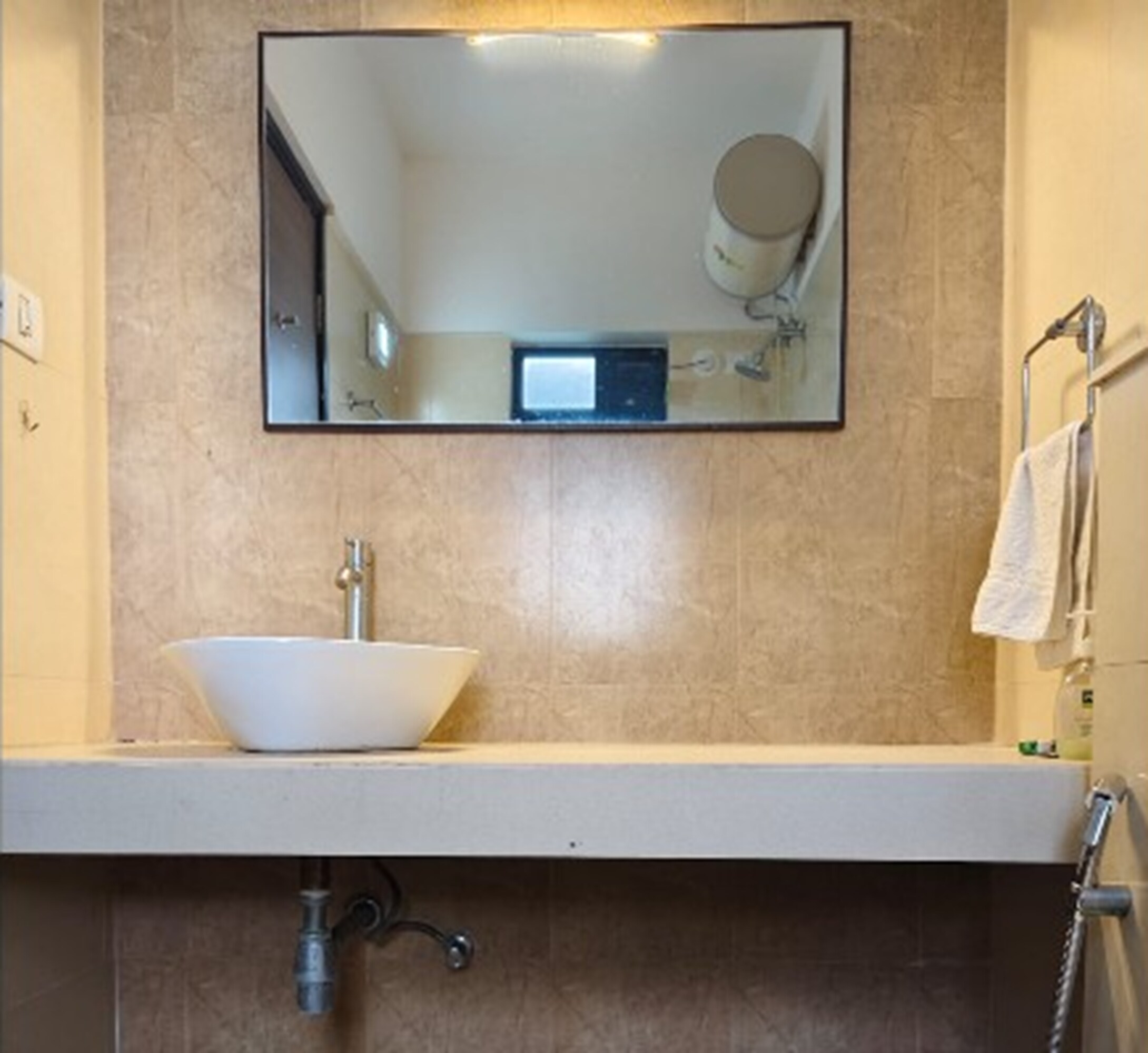 Avanse Millora Corporate Housing Service Apartment, Pune - Tap to explore photos