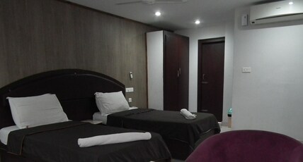 HOTEL MEENA PARADISE Room Type - Executive Room - King Bed
