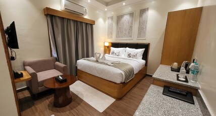 THE PARK INN Room Type - EXECUTIVE ROOM