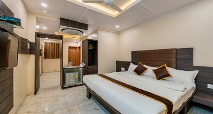 Hotel Aathitya Satkar Room Type - Family Room AC