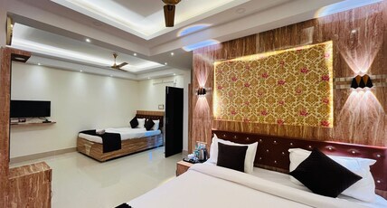 Riverdale Homestay, Diamond Harbour (WB Govt Reg Gold Category) Room Type - Premium Riverview Quadruple