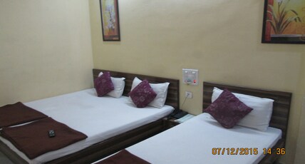 Hotel Dwarkesh Inn. Room Type - Standard Non AC