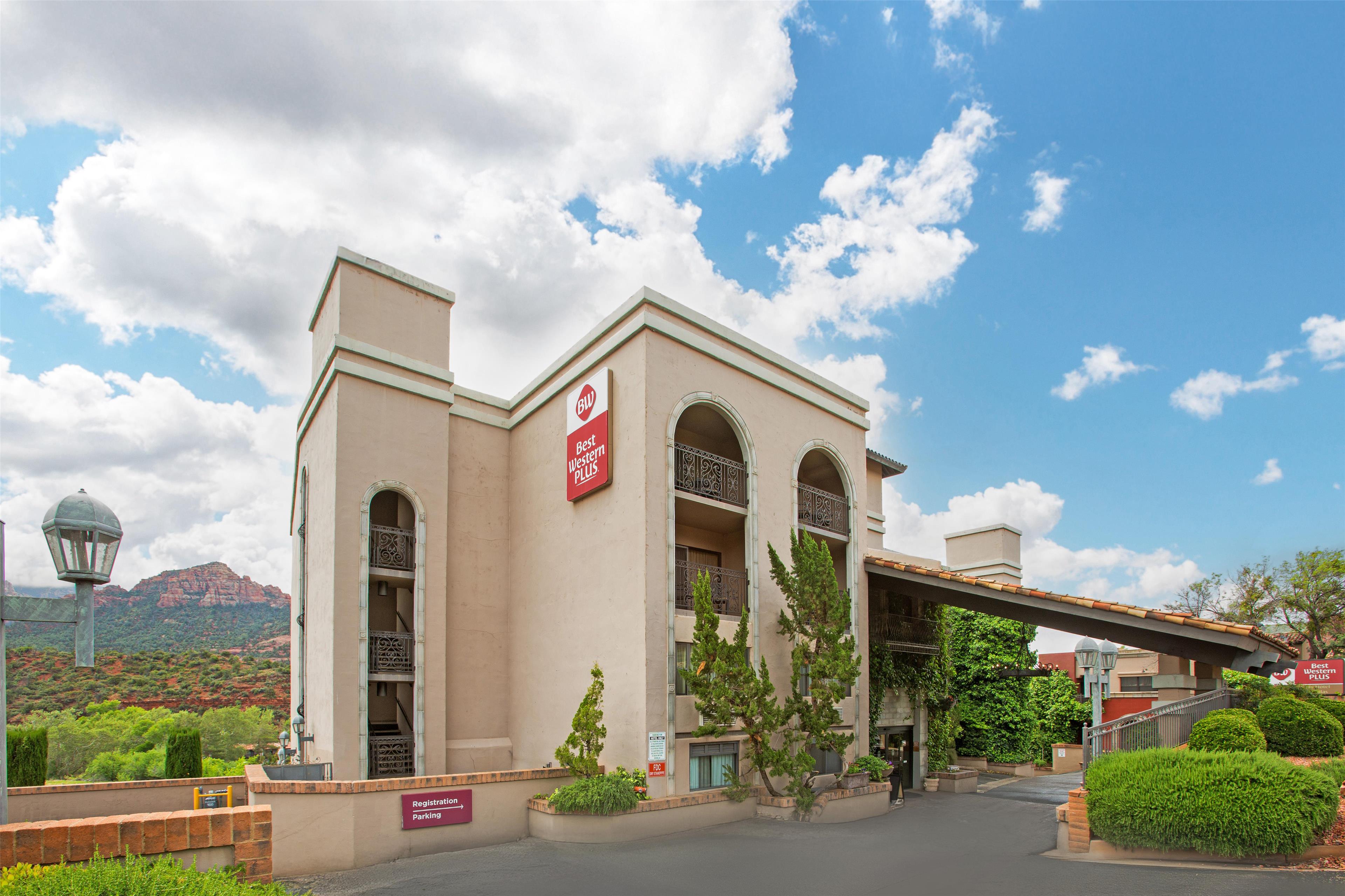 Best Western Plus Arroyo Roble Hotel & Creekside Villas - Tap to explore photos