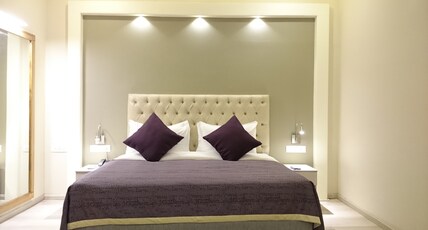 Mango Hotels Naveen Room Type - MANGO CLASSIC ROOM
