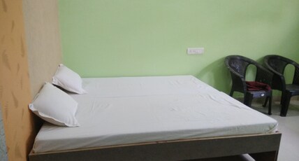 South Villa Paying Gust House Room Type - Double Bed Ac Room