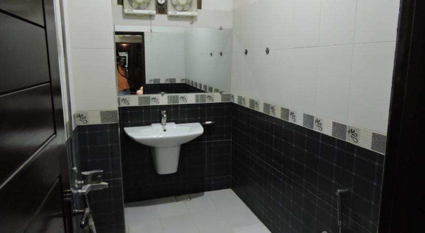 Hotel Dhanashree - Tap to explore photos