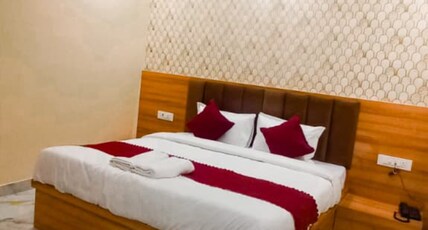 Hotel Heaven palace and banquet Room Type - Super Deluxe Room
