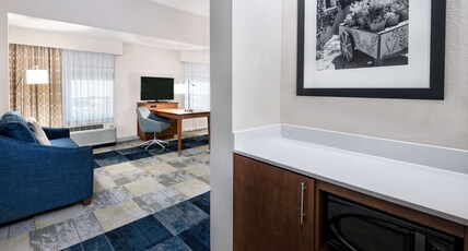 Hampton Inn & Suites San Antonio Brooks City Base, TX Room Type - KING STUDIO WITH SOFA BED