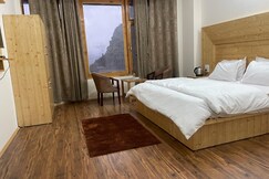 Hotel Yolax, Keylong
