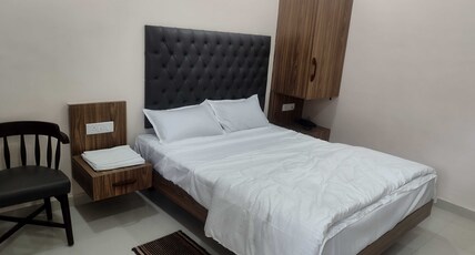 HOTEL O MATRI CROWN Room Type - Classic